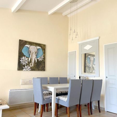 Azur Appartement Grimaud Exterior foto